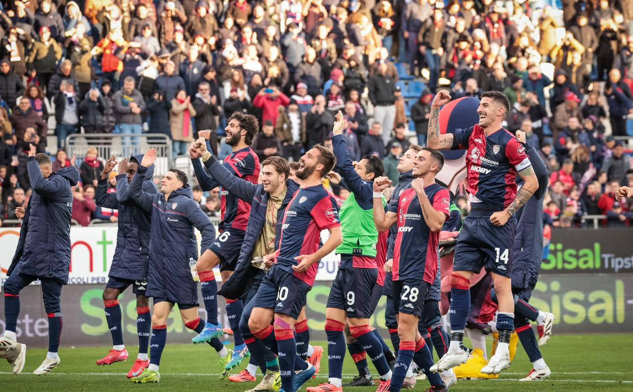 包含卡利亚里客场逼平对手，表现出色的词条