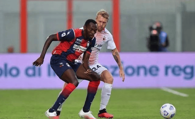 包含欧塞尔取得胜利在周末的比赛中一举击败对手的词条