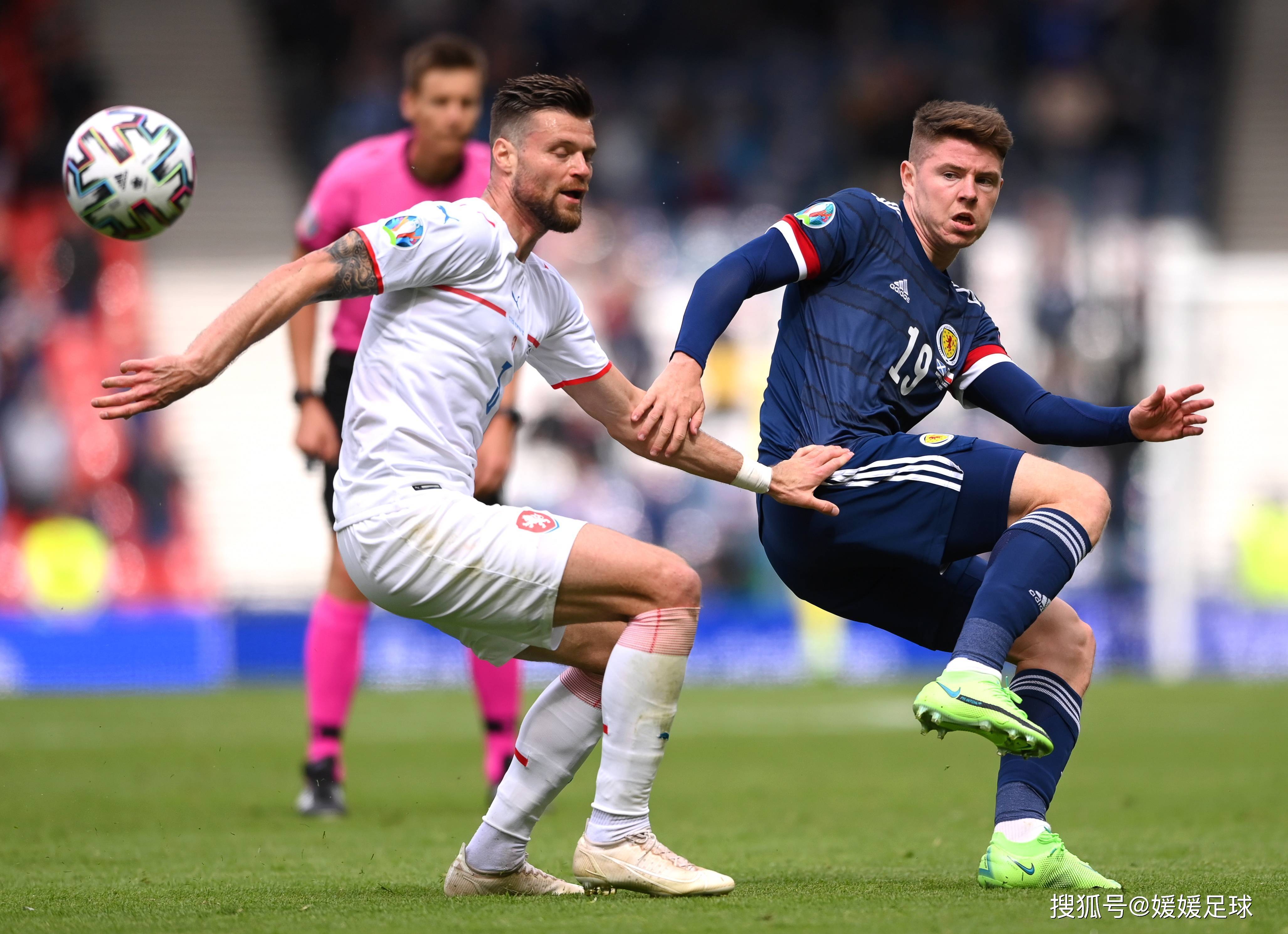 斯洛文尼亚队黯然离场，欧洲足球赛成绩平平的简单介绍