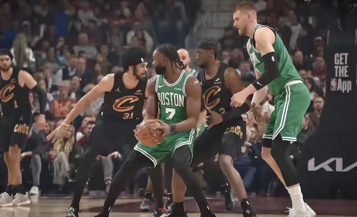 NBA季前赛战况激烈，球队实力逐渐显现的简单介绍