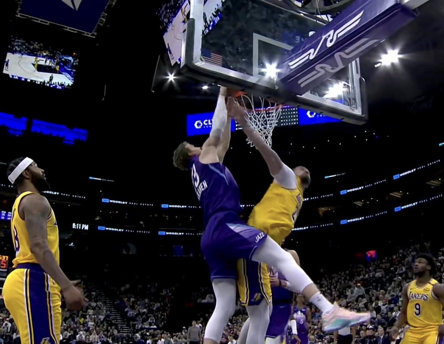 篮网战胜爵士，终结三连败