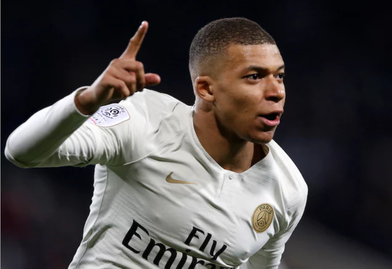 包含C9逆转PSG，Hanssama制霸全场的词条