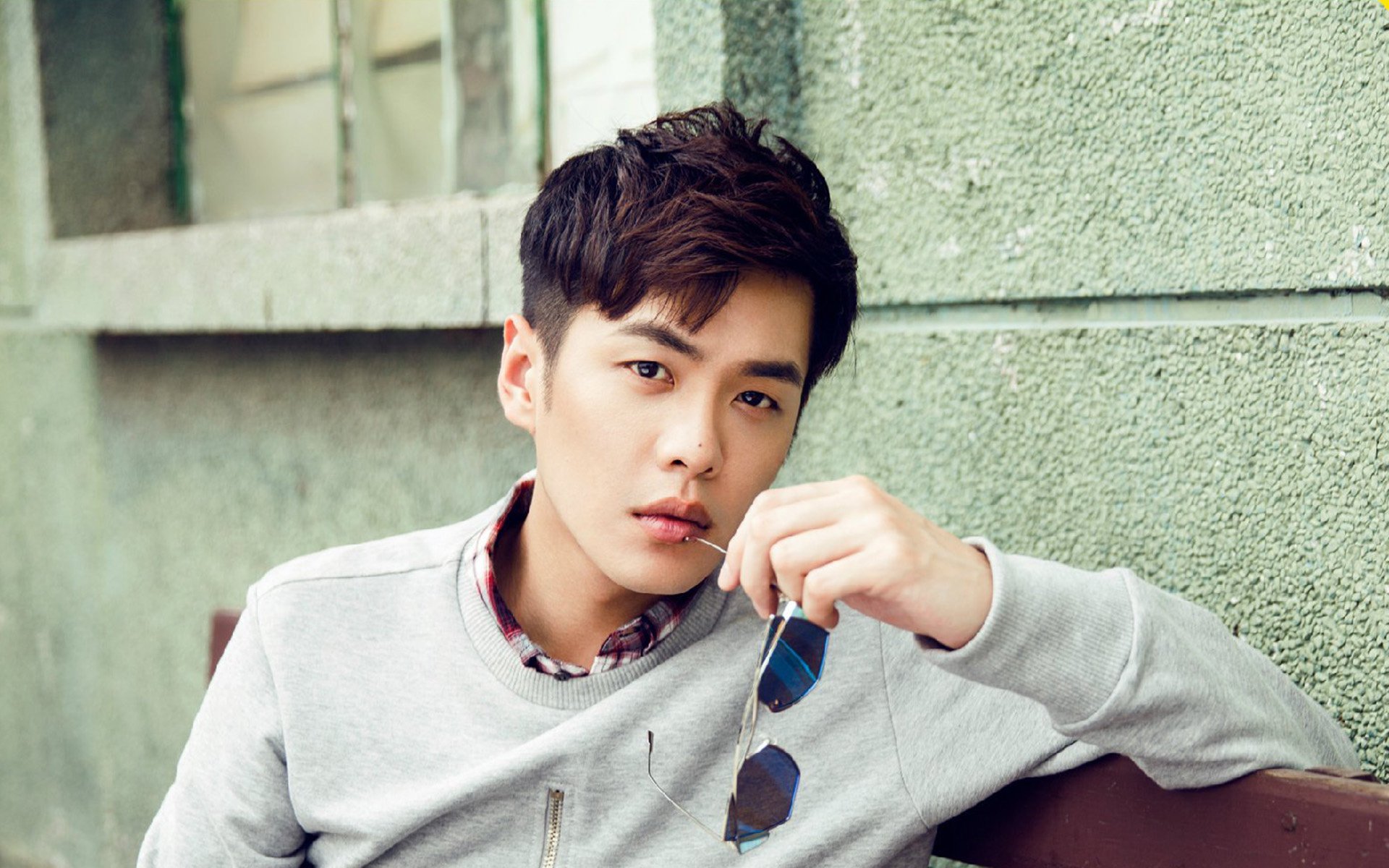 开云体育app-雷霆制霸魔术，克莱以防守为刃，雕刻胜利图腾