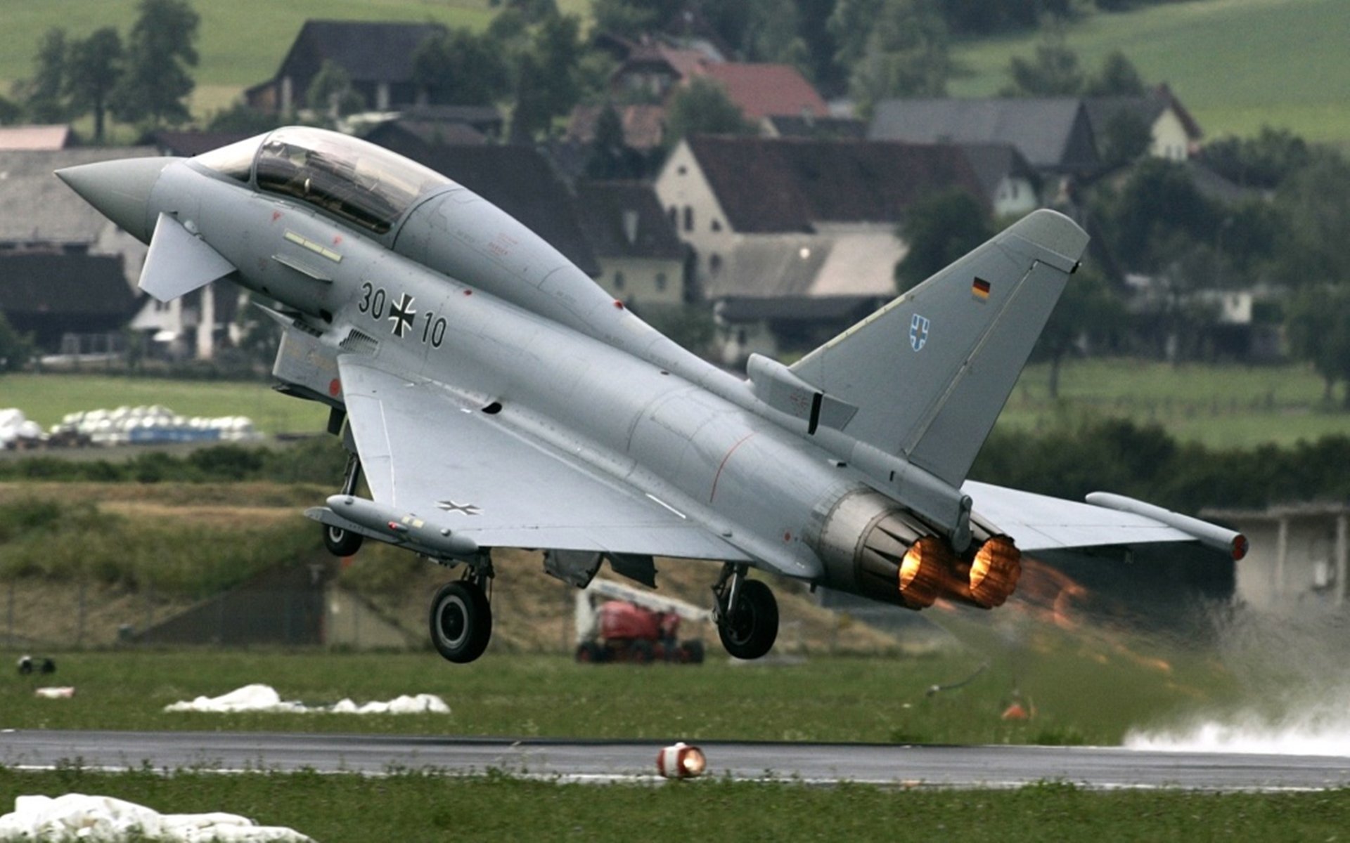 生死战巴拉圭力克乌克兰,卡马文加进攻端如入无人之境