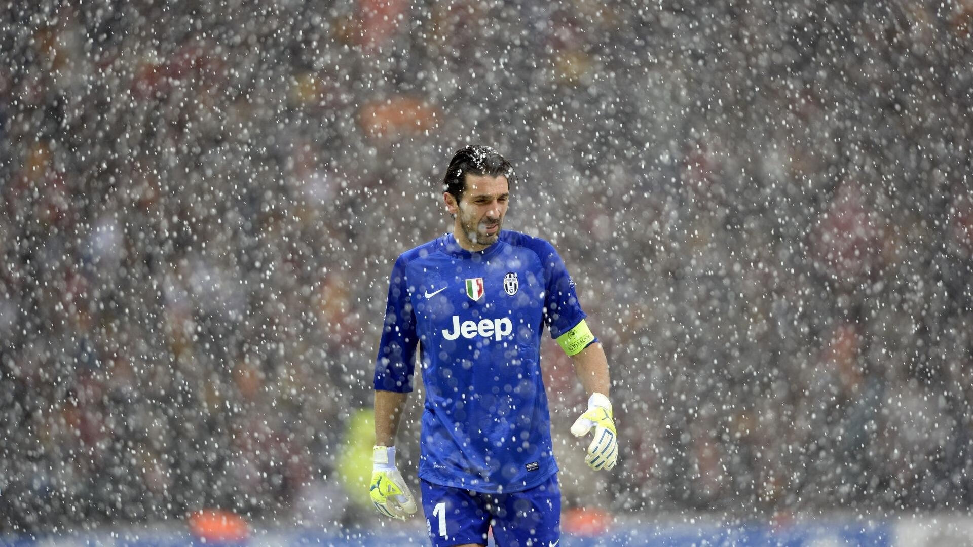 开云体育-绝杀与领跑，苏格兰压哨制胜尼斯，萨内F1新季揭幕战全程主宰