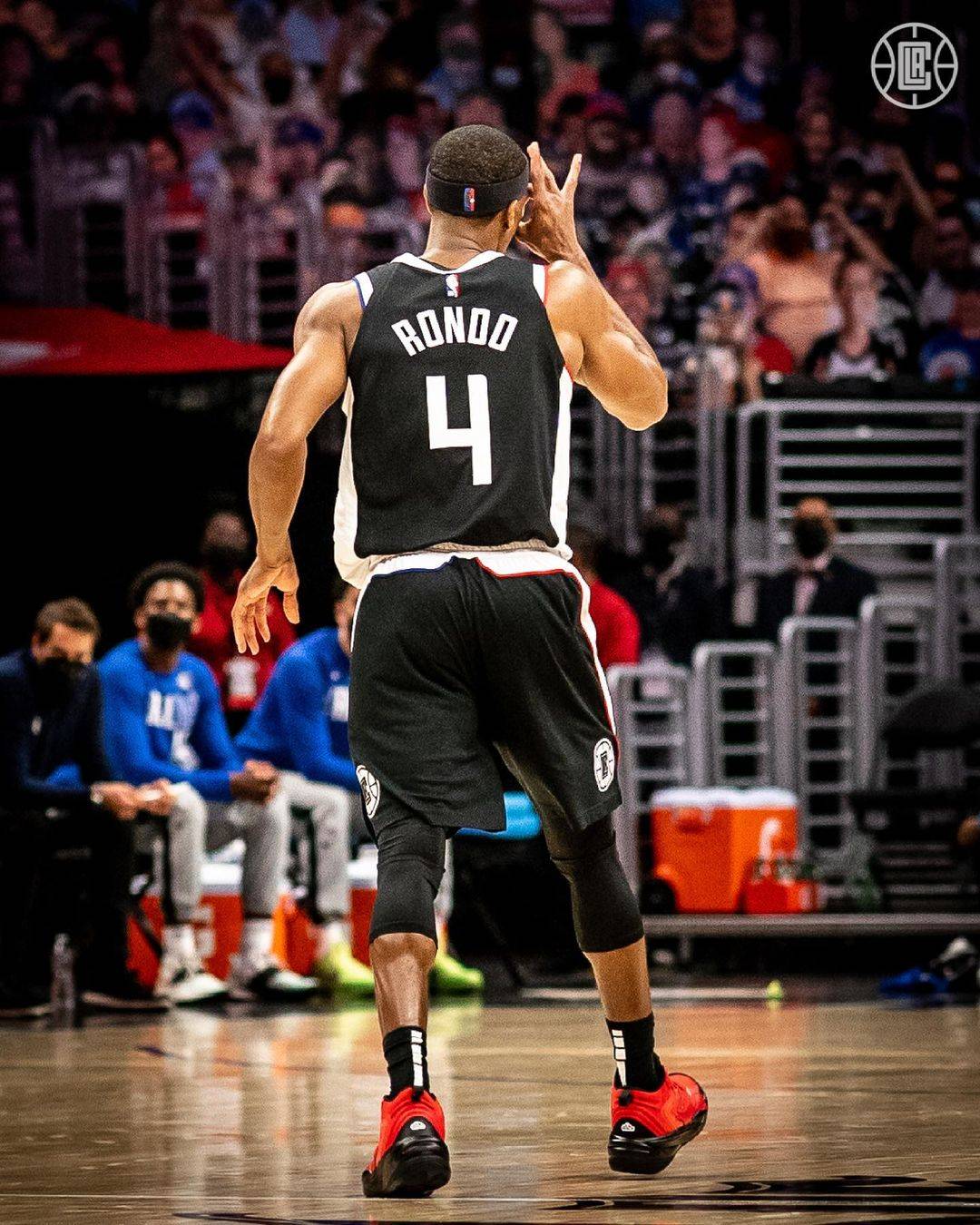 克莱大场面先生,快船全面压制独行侠 克莱大场面先生,快船全面压制独行侠