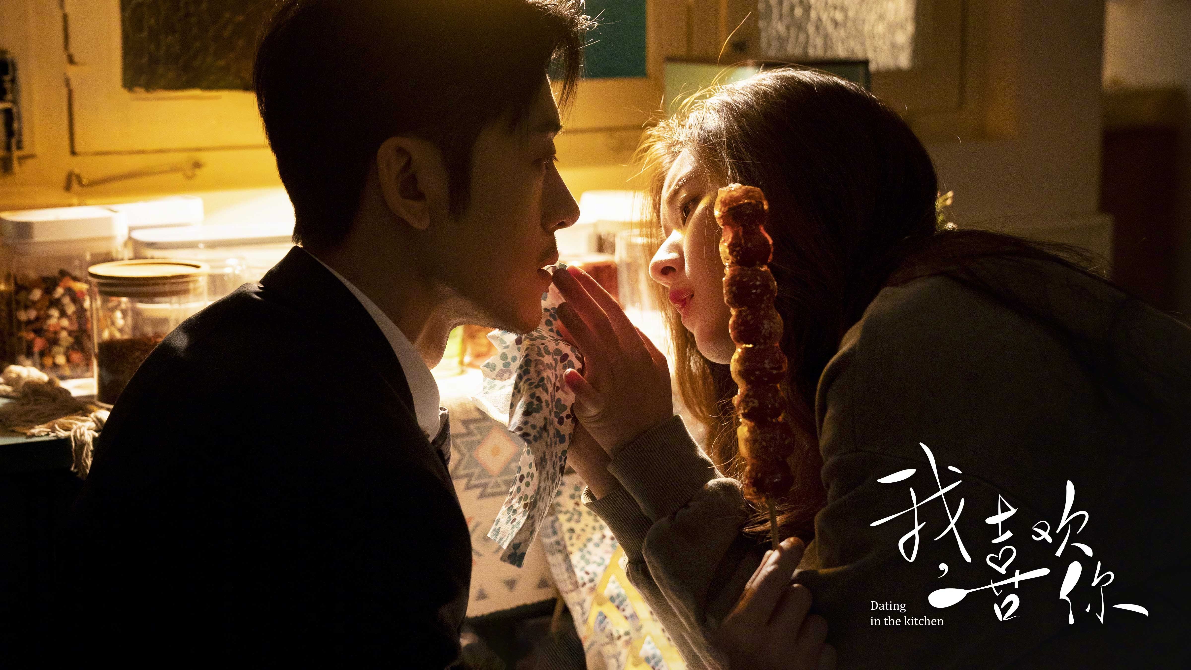 关键先生福克斯统治末节，鹈鹕闪电战击溃尼克斯