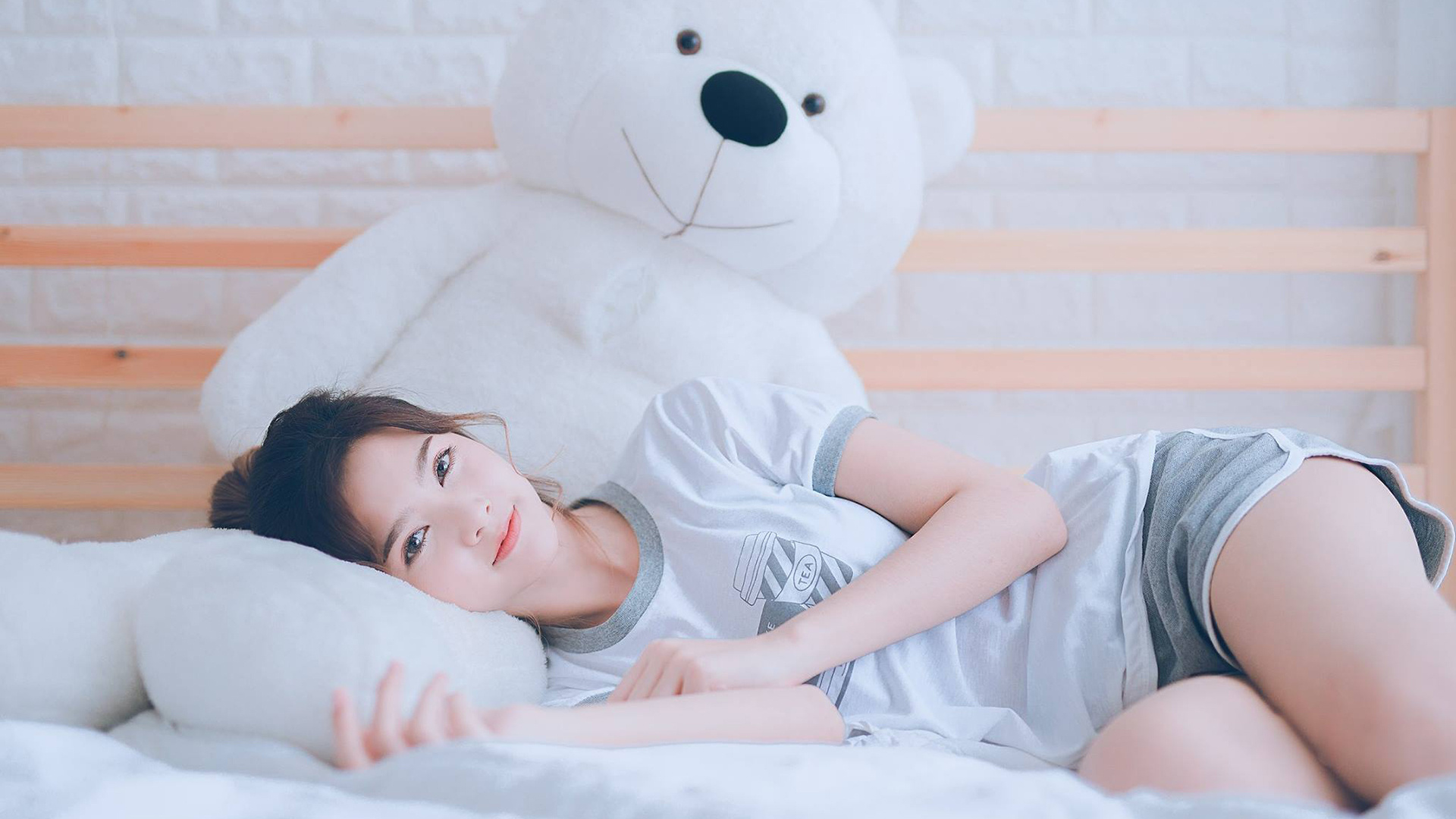 宿命对决，冠军级詹皇为何难破绿军铁壁？